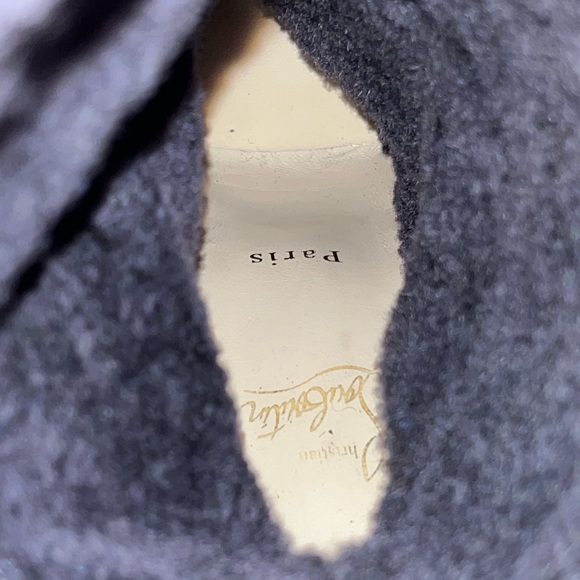 Louboutin: Suede Corset Lace Up 2-in-1 Fold Over Shearling Fur Heel Boots - Picture 11 of 13